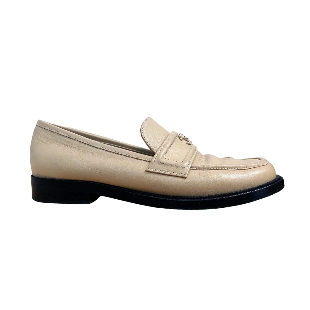 Chanel Beige Tan Lambskin Leather CC Logo Penny Loafers G37435 Size 40C